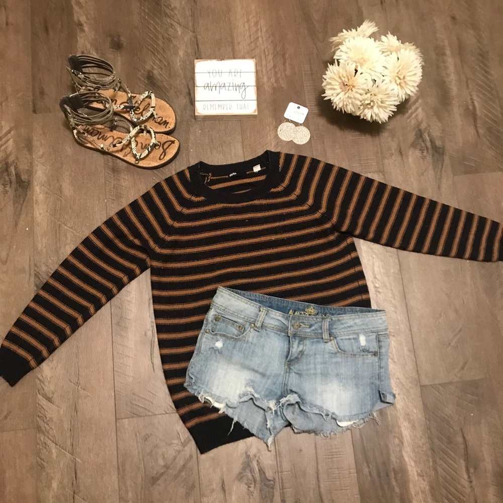 BDG striped navy blue and gold knit sweater. XS.